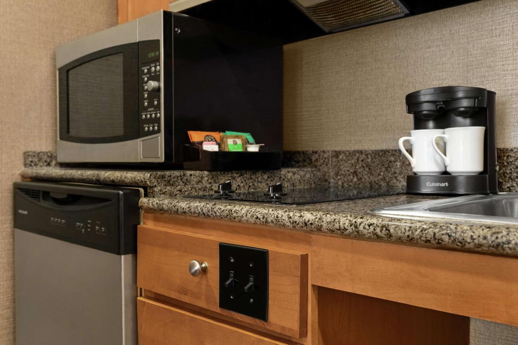 Homewood Suites By Hilton Allentown-Bethlehem Airport Exteriör bild