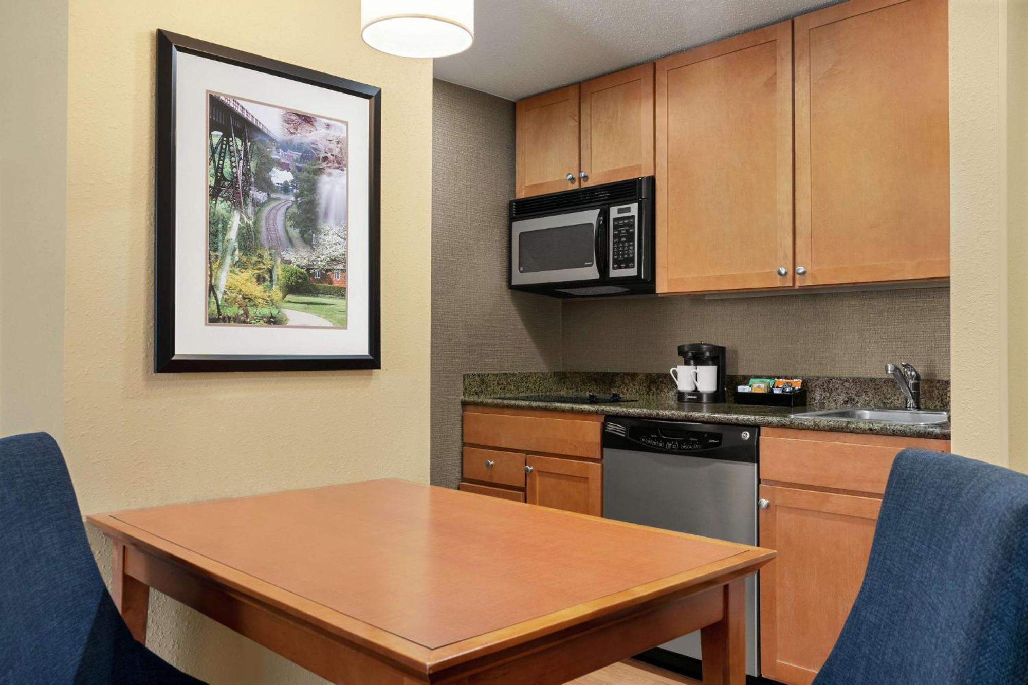 Homewood Suites By Hilton Allentown-Bethlehem Airport Exteriör bild