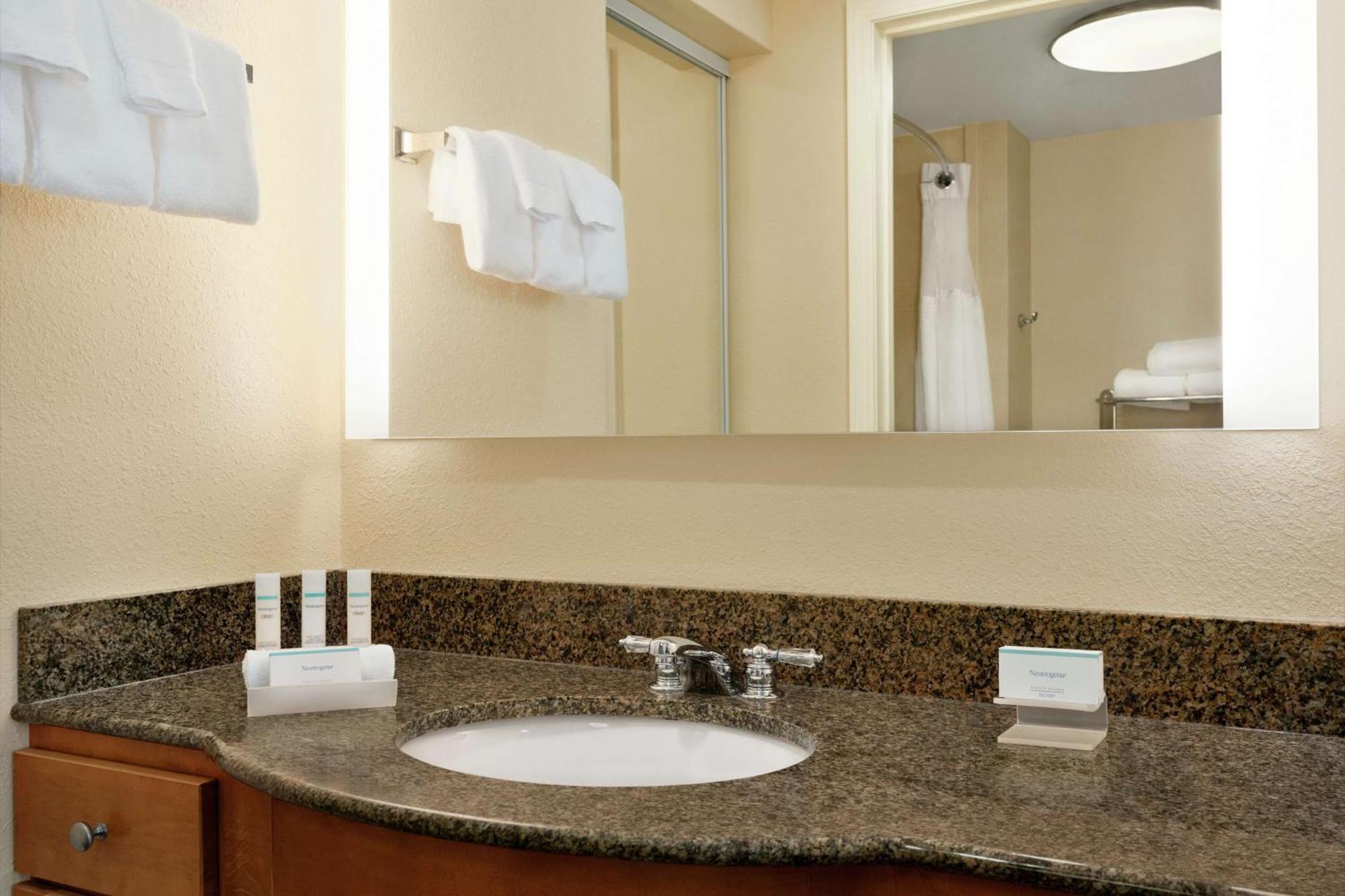 Homewood Suites By Hilton Allentown-Bethlehem Airport Exteriör bild
